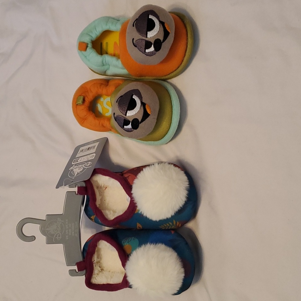 NWT & NWOT Disney Frozen and Zootopia Infant Slippers Lot of 2 Size 5/6US